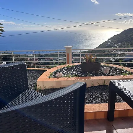 Mendes - Ocean View Tatil Evi