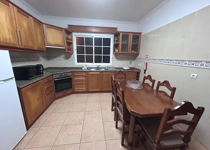 Mendes - Ocean View Arco da Calheta (Madeira)